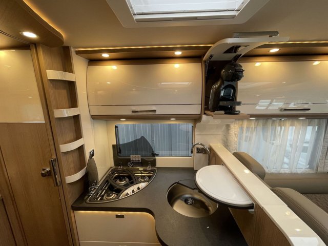 Carthago C-Tourer I 148 LE Mercedes-Benz AL-KO - Photo 9