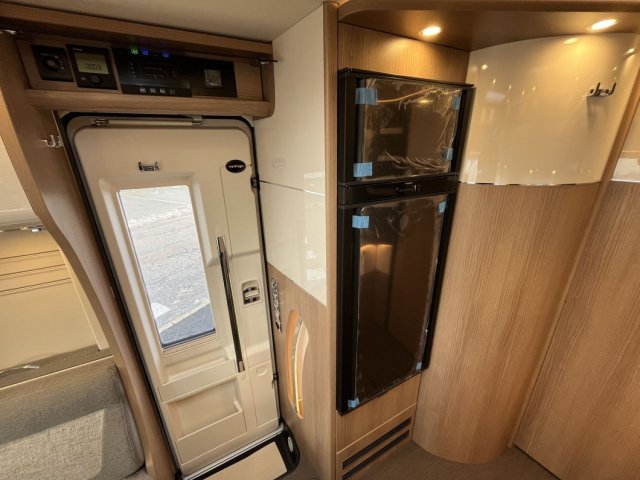 Carthago C-Tourer I 149 LE I-149LE Edition + - Photo 17