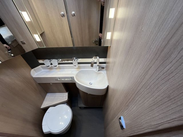 Carthago C-Tourer I 149 LE I-149LE Edition + - Photo 27