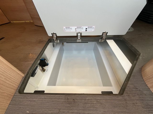 Carthago C-Tourer I 149 LE I-149LE Edition + - Photo 34