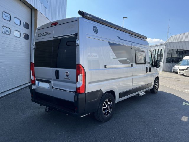 Font Vendome Leader Camp - Photo 3