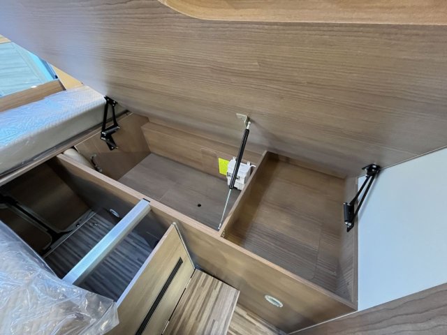 Malibu Charming Coupe 640 LE RB LE-RB Two-Rooms - Photo 30