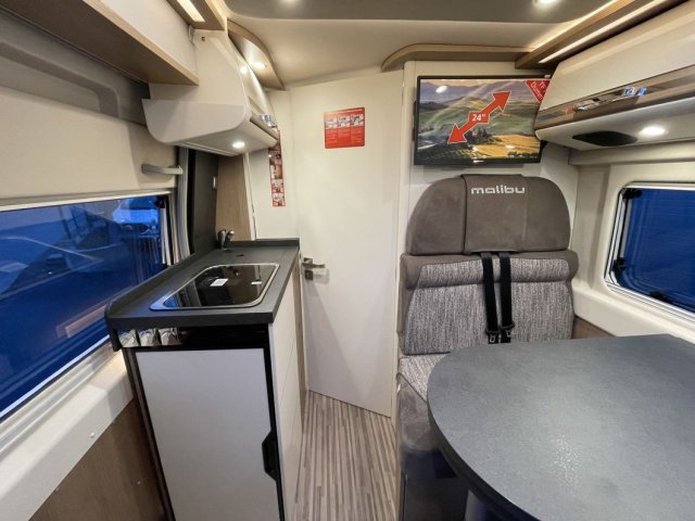 Malibu Charming GT Skyview 640 LE RB LE-RB Two Rooms - Photo 11