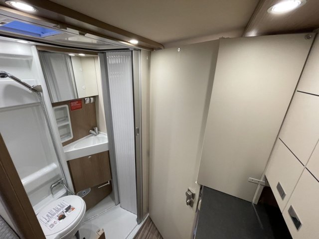 Malibu Charming GT Skyview 640 LE RB LE-RB Two Rooms - Photo 12