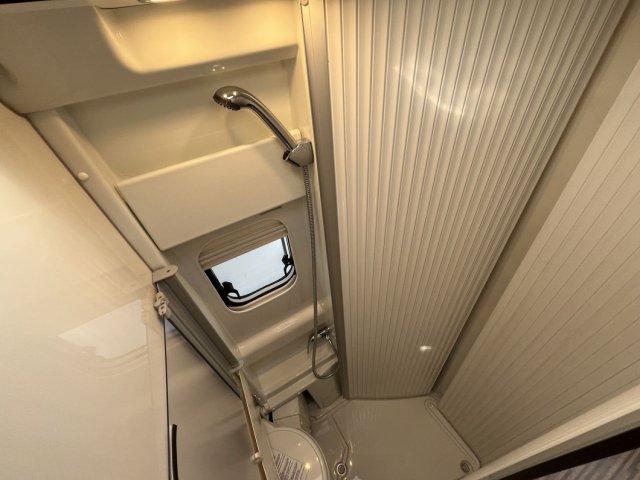 Malibu Charming GT Skyview 640 LE 640LE Comfort - Photo 16