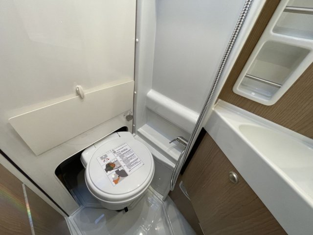 Malibu First Class 640 LE RB LE-RB Coupé Two-Rooms - Photo 15