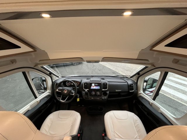 Pilote V 630 J X Edition V630J X-Edition - Photo 6