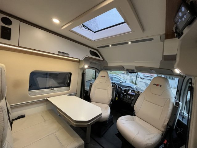 Pilote V 630 J X Edition V630J X-Edition - Photo 9