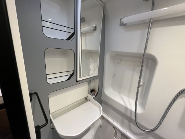 Pilote V 630 J X Edition V630J X-Edition - Photo 17