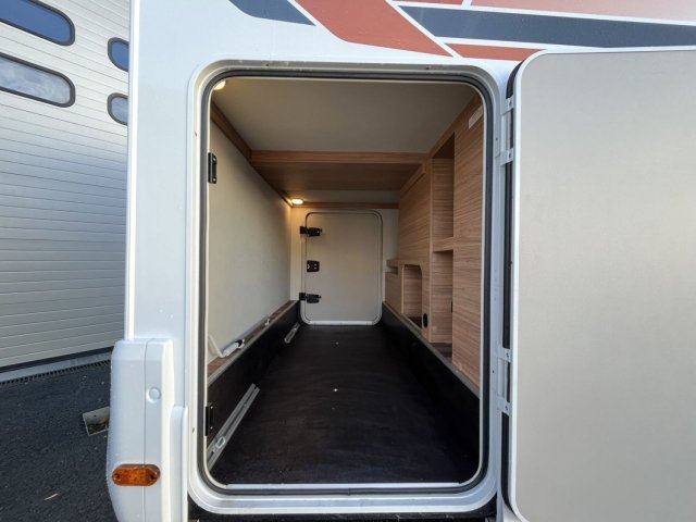 Weinsberg CaraCompact Suite MB 640 MEG Edition Pepper - Photo 8