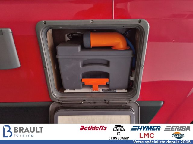 Hymer Camper Vans / Hymercar Ayers Rock Crossover - Photo 19