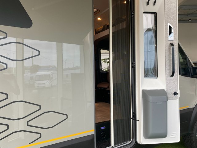Hymer Venture S - Photo 18