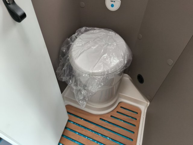 LMC Innovan 640 - Photo 14