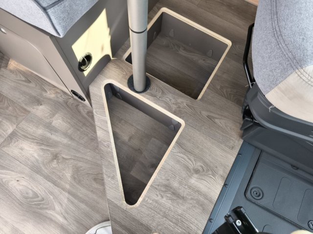 LMC Innovan 640 - Photo 23