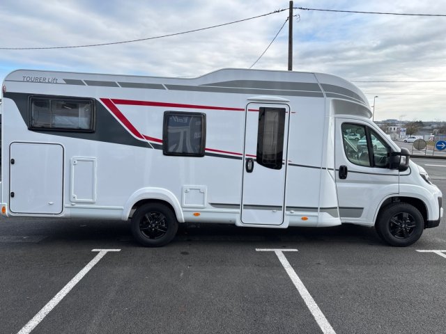 LMC Tourer T 730 G - Photo 2