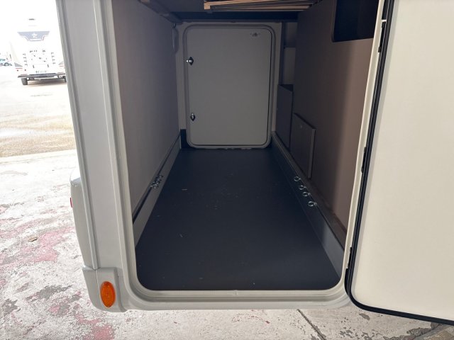 LMC Tourer T 730 G - Photo 17