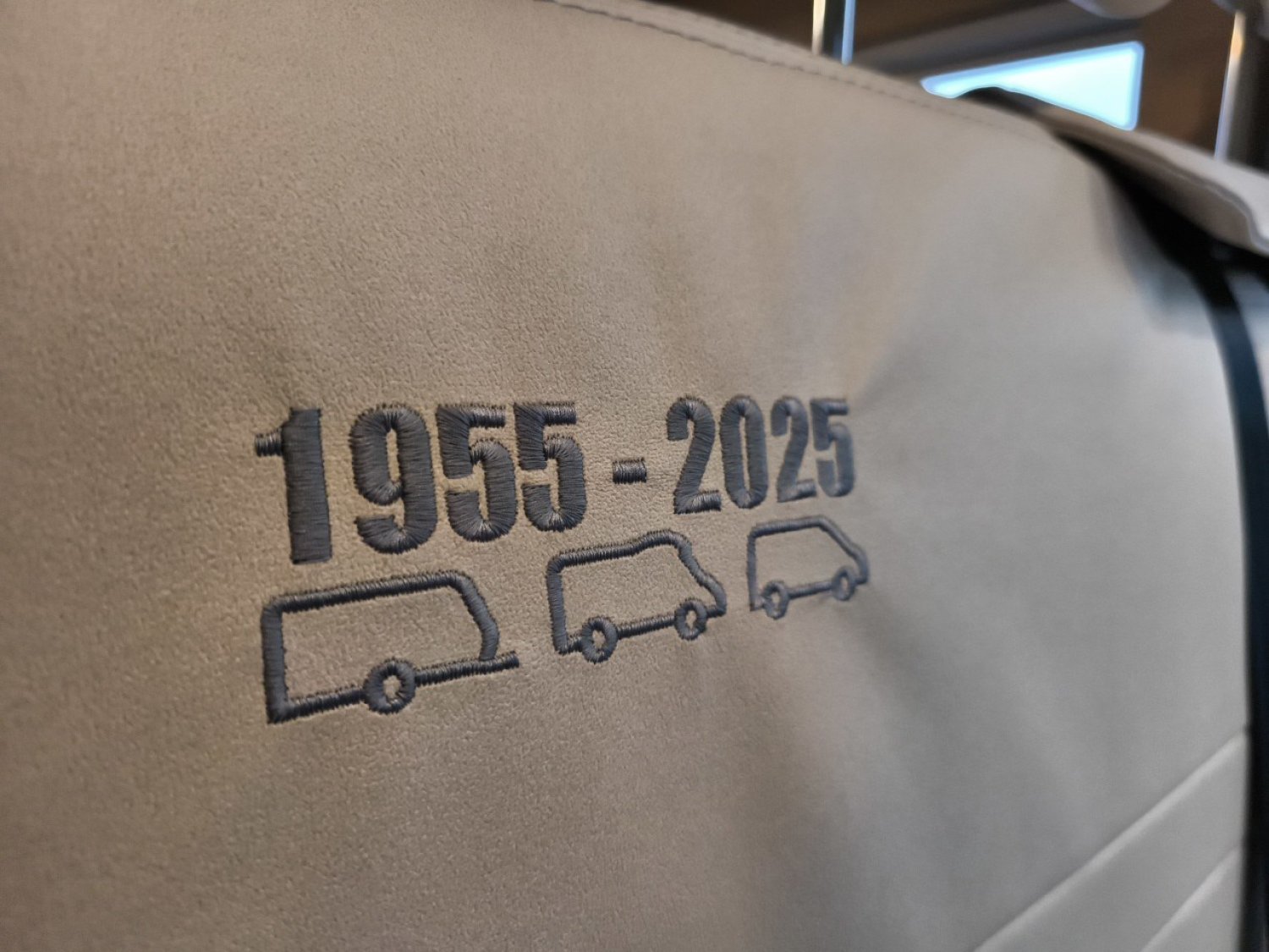 LMC Tourer H 663 G 70eme Anniversaire 