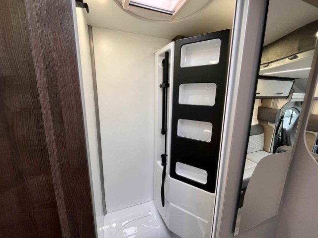 Benimar Tessoro 425 - Photo 9