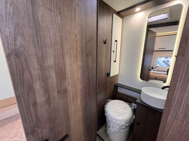 Benimar Tessoro 483 - Photo 9