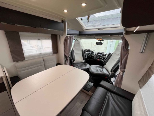 Challenger Genesis 275 - Photo 3