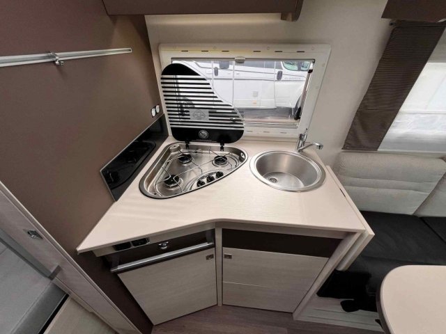 Challenger Genesis 275 - Photo 5