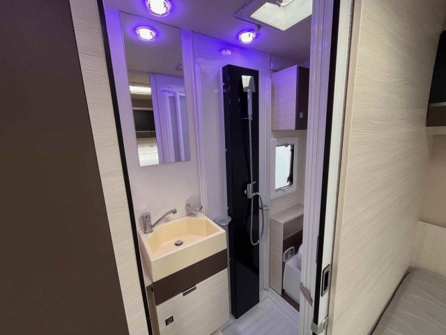 Challenger Genesis 275 - Photo 9