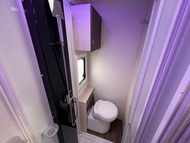 Challenger Genesis 275 - Photo 10