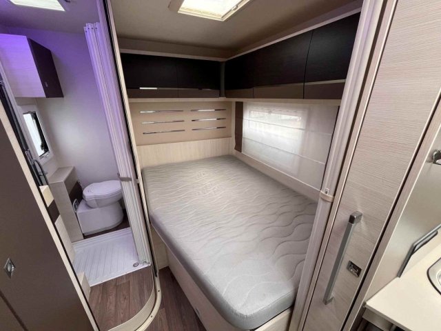 Challenger Genesis 275 - Photo 11