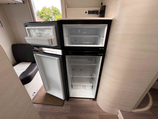 Challenger Quartz 288 EB - Photo 9