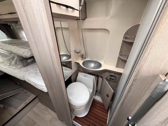 Font Vendome Duo Van - Photo 8