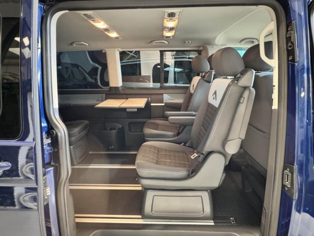 Volkswagen Multivan - Photo 16