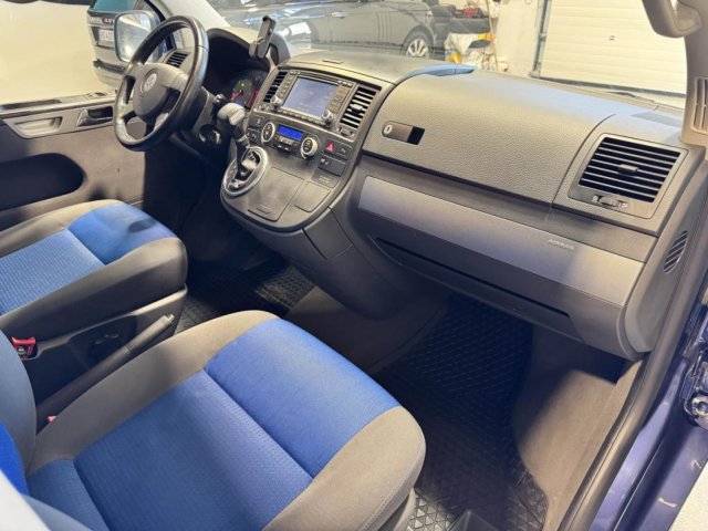 Volkswagen Multivan - Photo 12