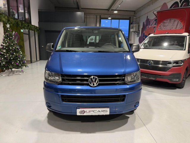Volkswagen Multivan - Photo 2