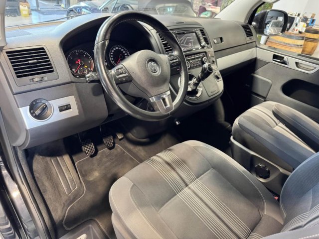 Volkswagen Multivan - Photo 10