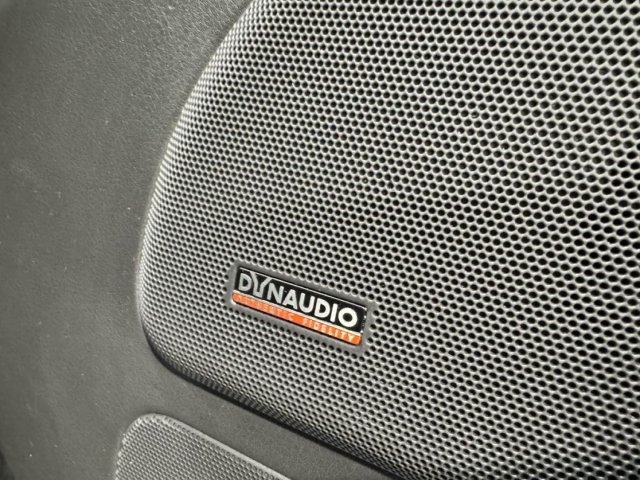 Volkswagen Multivan - Photo 15