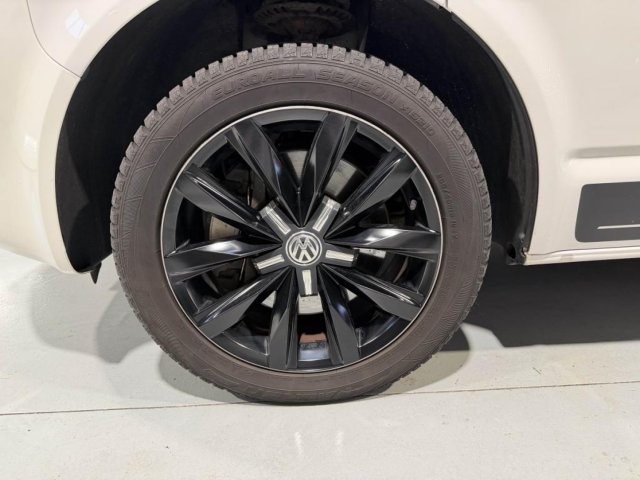 Volkswagen Multivan - Photo 8