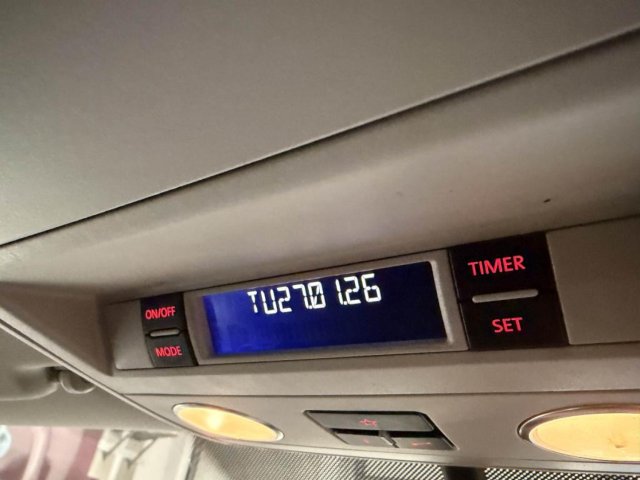 Volkswagen Multivan - Photo 13