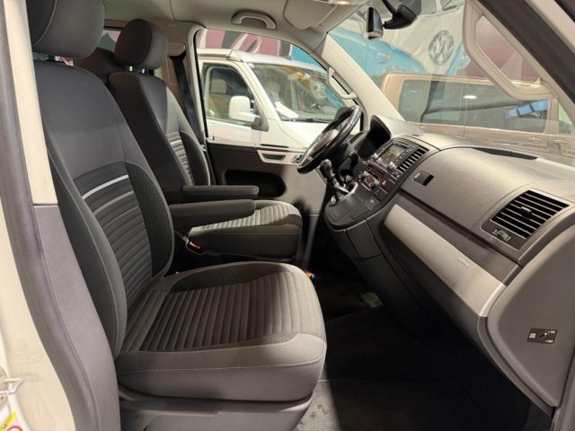 Volkswagen Multivan - Photo 15