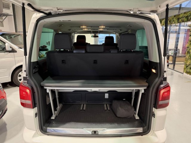 Volkswagen Multivan - Photo 19