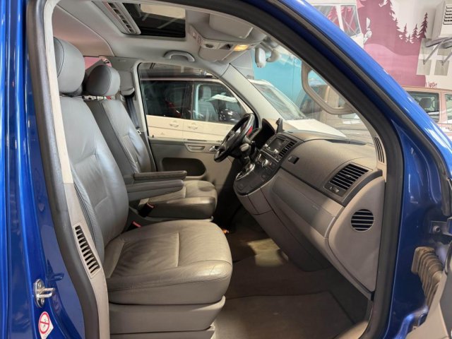 Volkswagen Multivan - Photo 13