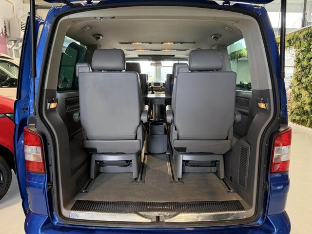 Volkswagen Multivan - Photo 24