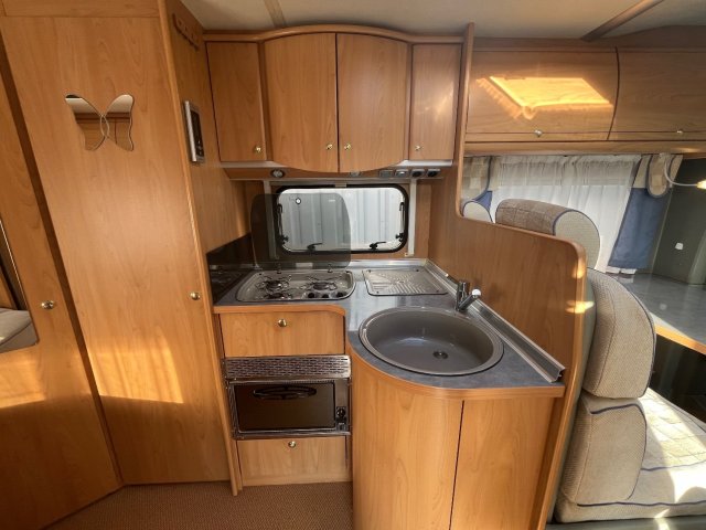 Burstner Delfin T 680 - Photo 4