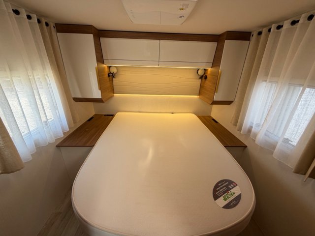 Pilote P 746 FC Expression - Photo 7