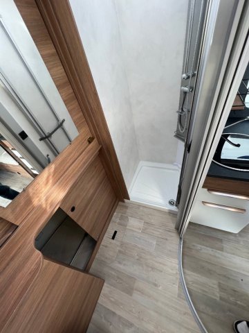 Pilote P 696 D Evidence - Photo 4