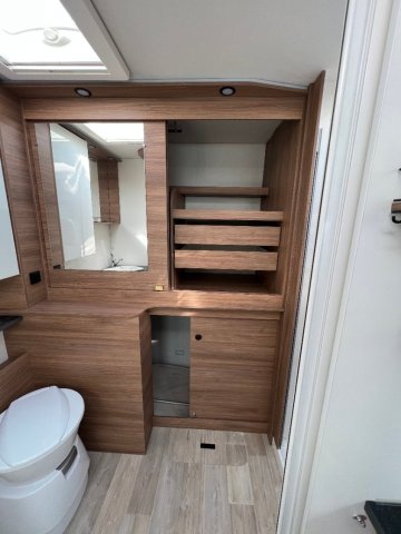 Pilote P 696 D Evidence - Photo 5