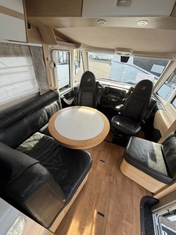 Hymer Classe-B MasterLine I 790 BML - Photo 2