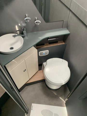 Laika Kosmo L 412 DS - Photo 9