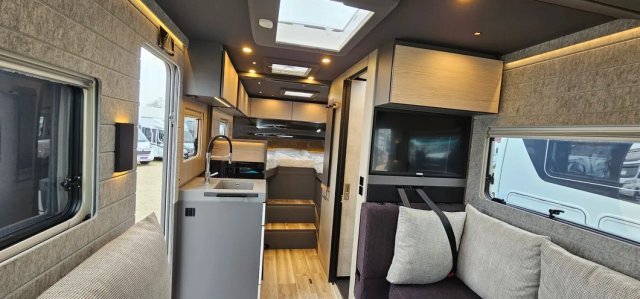 Niesmann+Bischoff iSmove 6.9 E - Photo 26