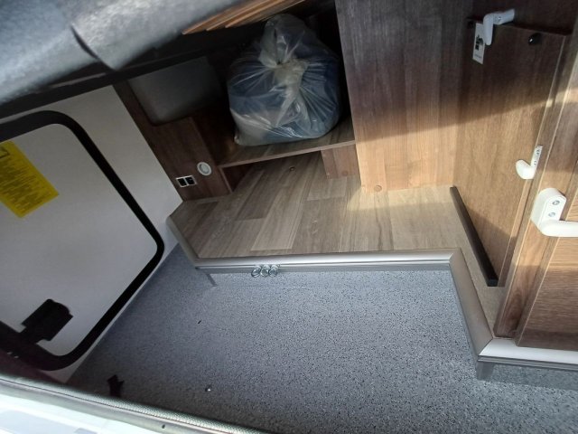 Benimar Tessoro 430 - Photo 5