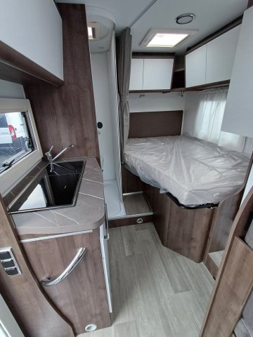 Benimar Tessoro 430 - Photo 13